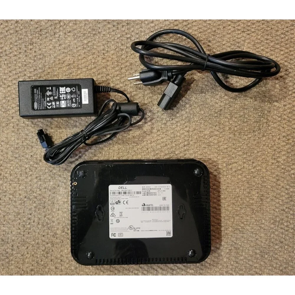 DELL Sonic Wall Soho APL31-0B9 Network Security Firewall with Power Adapter